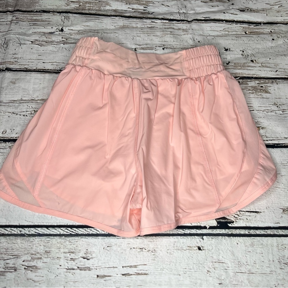 NWOT Balance Athletica Pink Breeze Shorts Size S - Picture 8 of 8